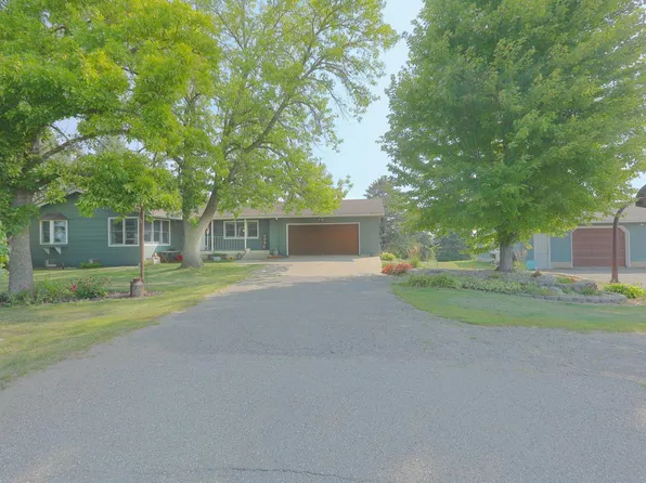 21682 Babcock Ave, Winsted, MN 55395