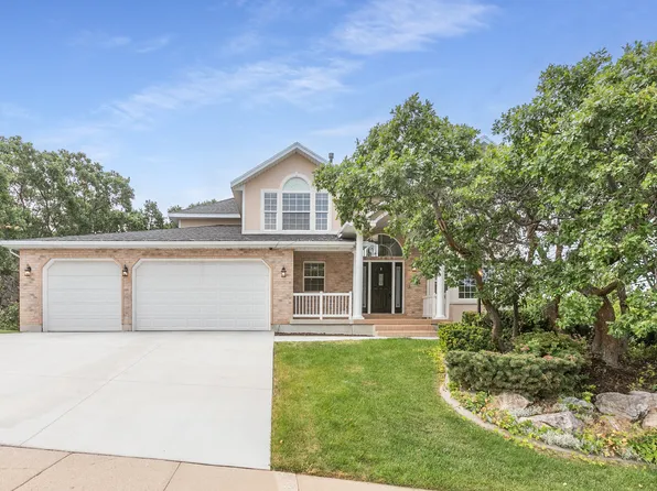 1921 Anasazi Dr, Ogden, UT 84403
