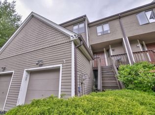 1039 Black Oak Ridge Rd, Wayne, NJ 07470