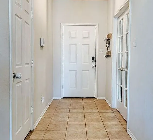 9311 Bowfield Dr — Photo 8
