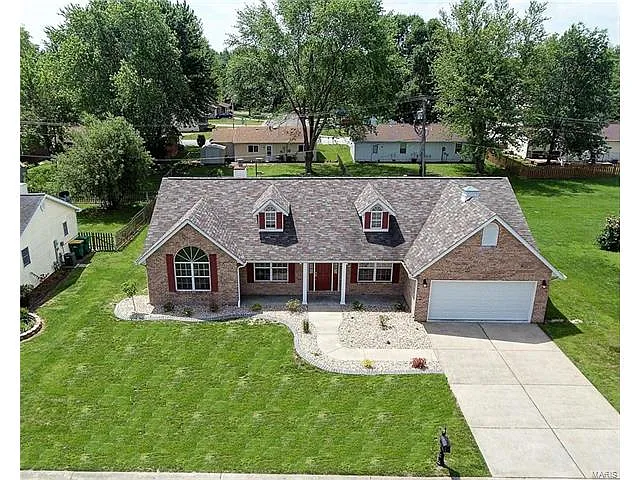 1254 Larkspur Dr photo 1