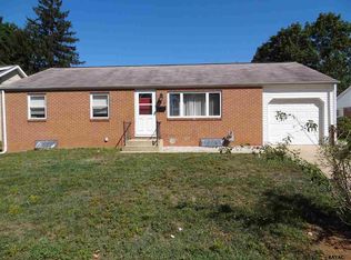 739 Kelly Dr, York, PA 17404