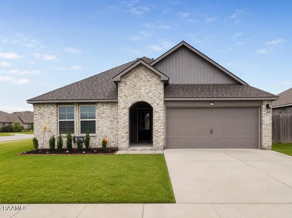 112 Evangeline Dr, Maurice, LA 70555
