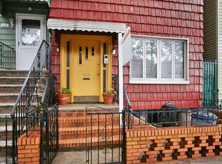 110 Powers St, Brooklyn, NY 11211