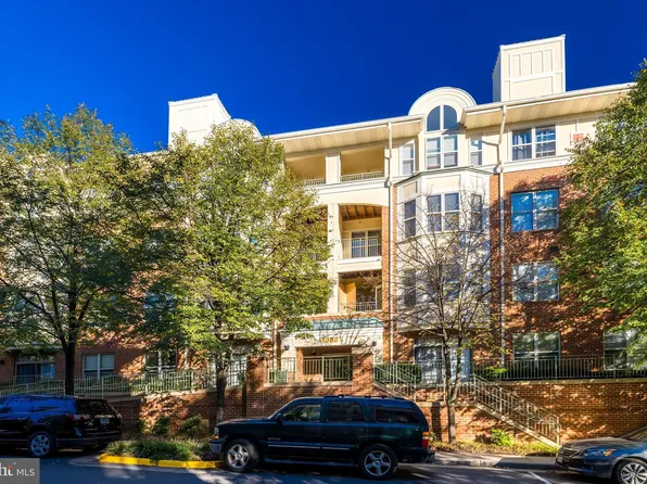 1855 Stratford Park Pl APT 207, Reston, VA 20190
