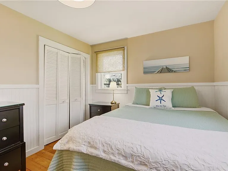 272 Riverside St — Photo 26