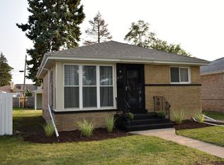 3104 Adams St, Bellwood, IL