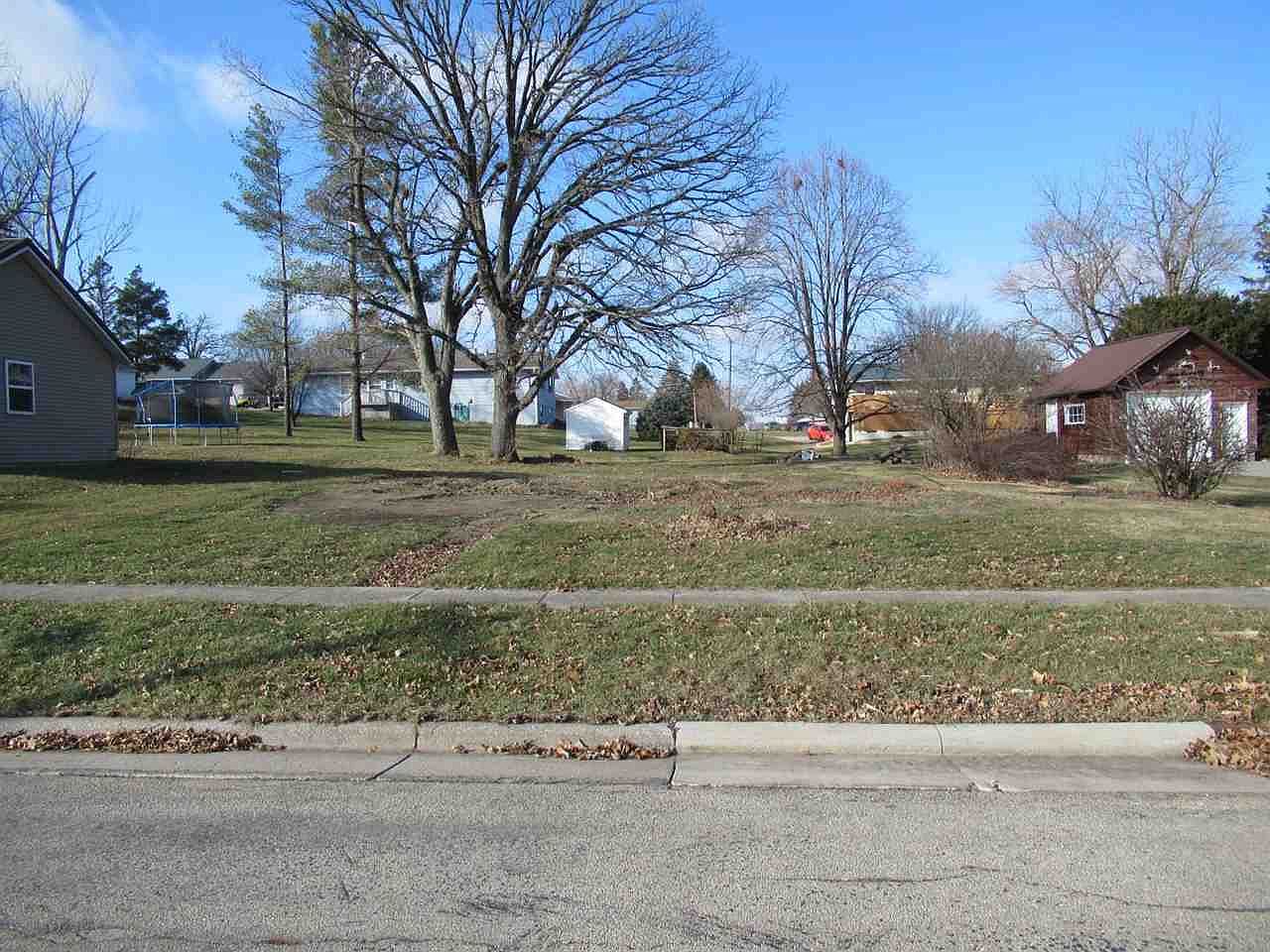 403 N Cherry St, Mechanicsville, IA 52306 Zillow