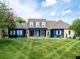 119 Red Oak Ln, Mankato, MN 56001