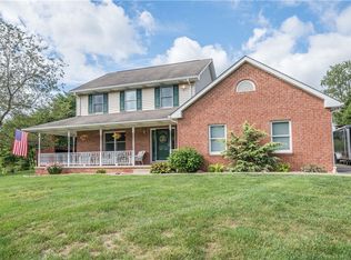 107 Valleyview Rd, Scenery Hill, PA 15360