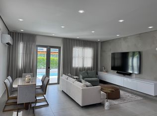 9V29 Cf #9, Guaynabo, PR 00971