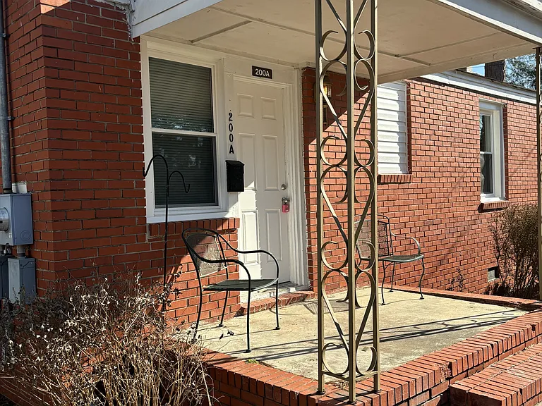 200A N Virginia Ave — Photo 3