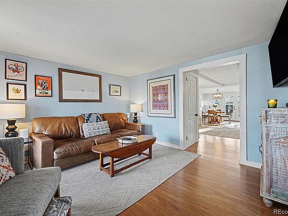 4th image of 4322 Chase Street