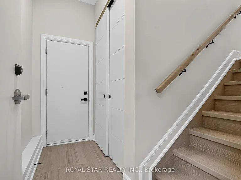 522 Mutual St #B — Photo 3