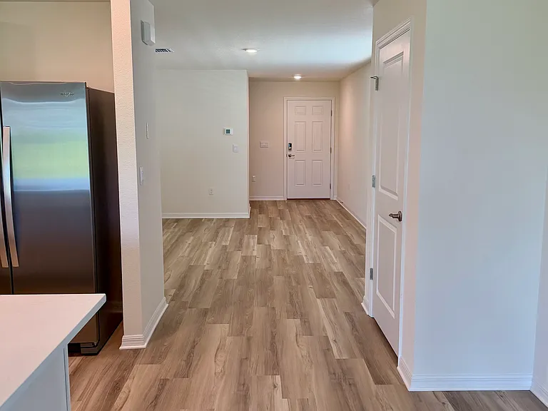 3131 Evenmore Way — Photo 9