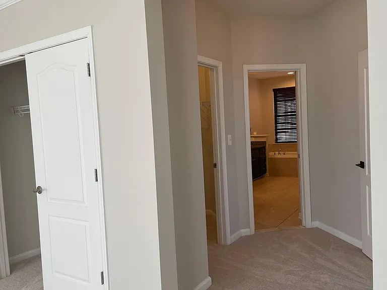 44037 Vaira Ter #290 — Photo 7