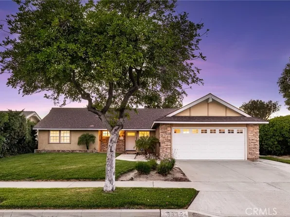 3332 N Cottonwood St, Orange, CA 92865