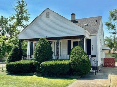 607 Garfield Ave, Lincoln Park, MI, 48146