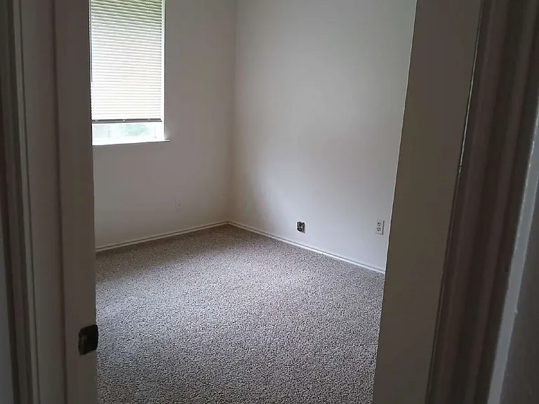 5034 Mayspring — Photo 6