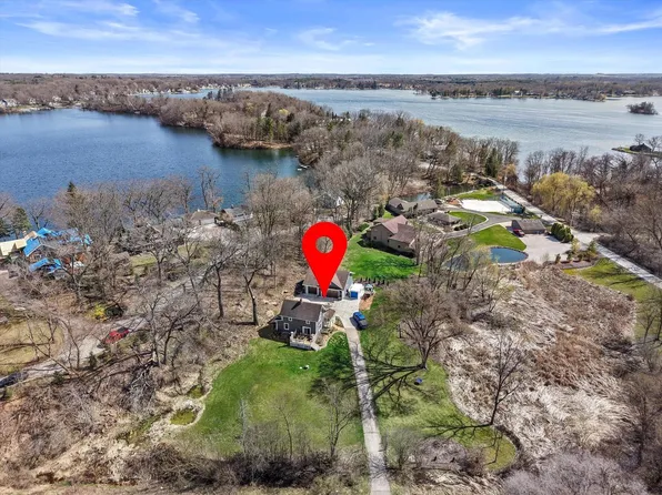 W1689 County J ROAD, Mukwonago, WI 53149