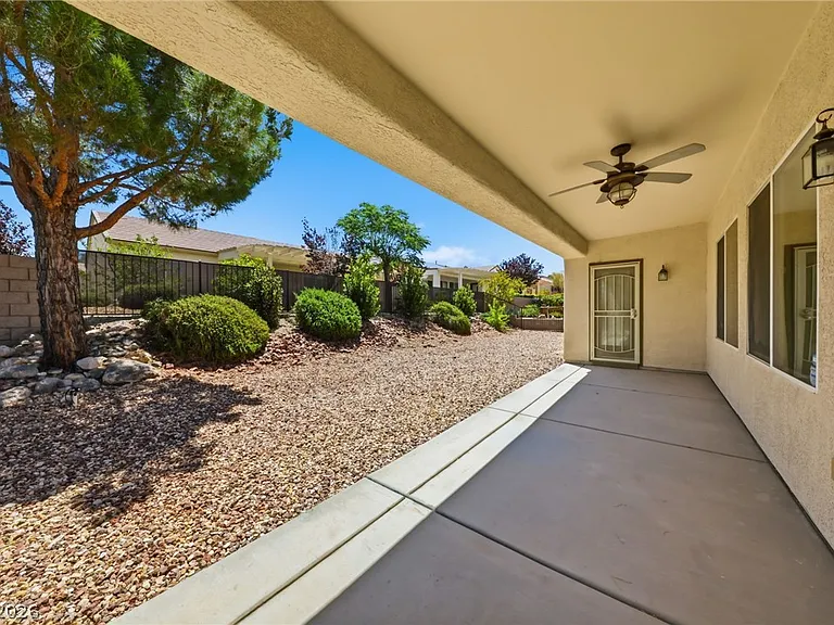 2148 Shadow Canyon Dr — Photo 40