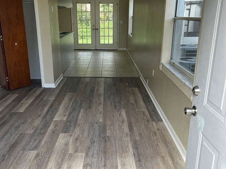 917 N Rockingham Ave #917 — Photo 4
