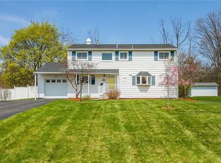 332 Wildbriar Rd, Rochester, NY 14623