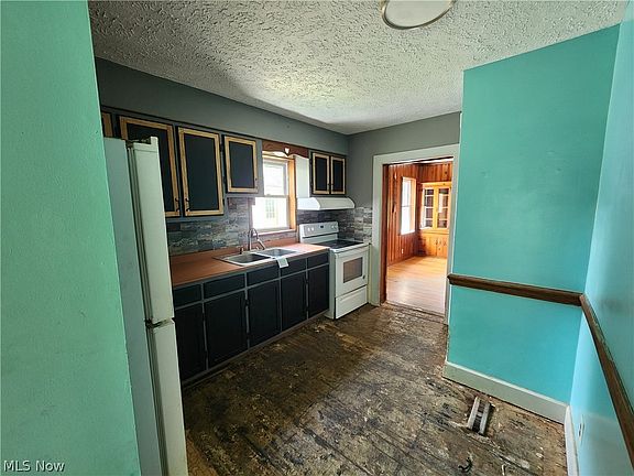 5th image of 3448 Seifert Lewis Rd SE