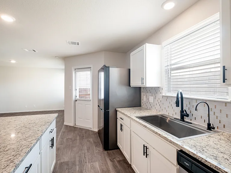 13518 Hummel Loop — Photo 4
