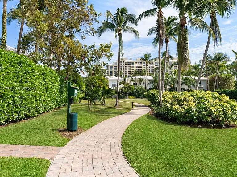 3 Turtle Walk — Photo 43