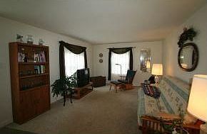 3rd image of 1332 Gross Ave