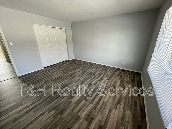 5th image of 857 Indigo Way