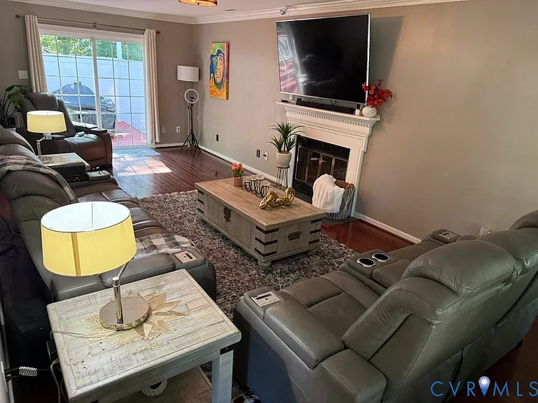 5421 Pleasant Grove Ln — Photo 2