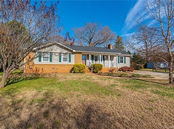 5th image of 4717 Oakwood Cir
