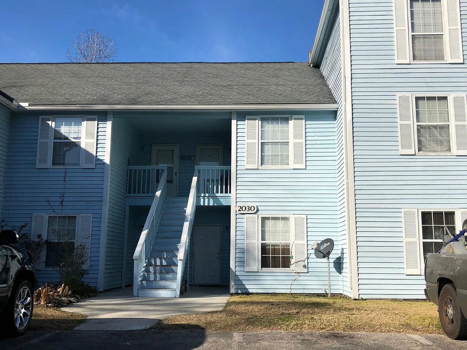 2 bed, 900 sqft, $1,599 — Photo 2