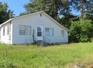 203 Micolas St, Opp, AL 36467