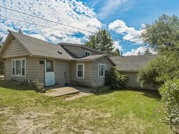 10124 Woodlawn St, Saint Helen, MI 48656