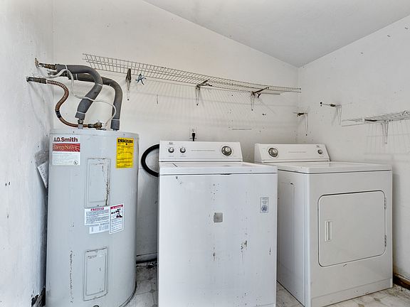 5th image of 1332 Cherry St #3