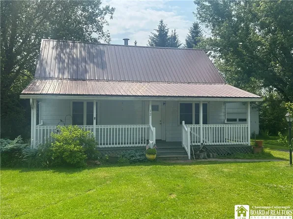 12 Weeden Rd, Randolph, NY 14772