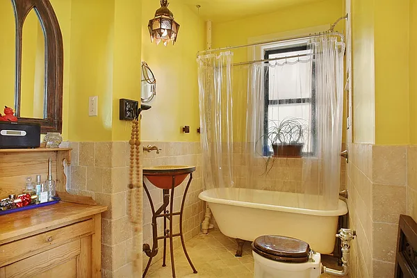 Sold by Corcoran | media 15