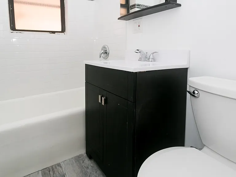 3345 N Marshfield Ave #903 — Photo 15