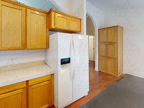 4th image of 3115 Farwig Rd