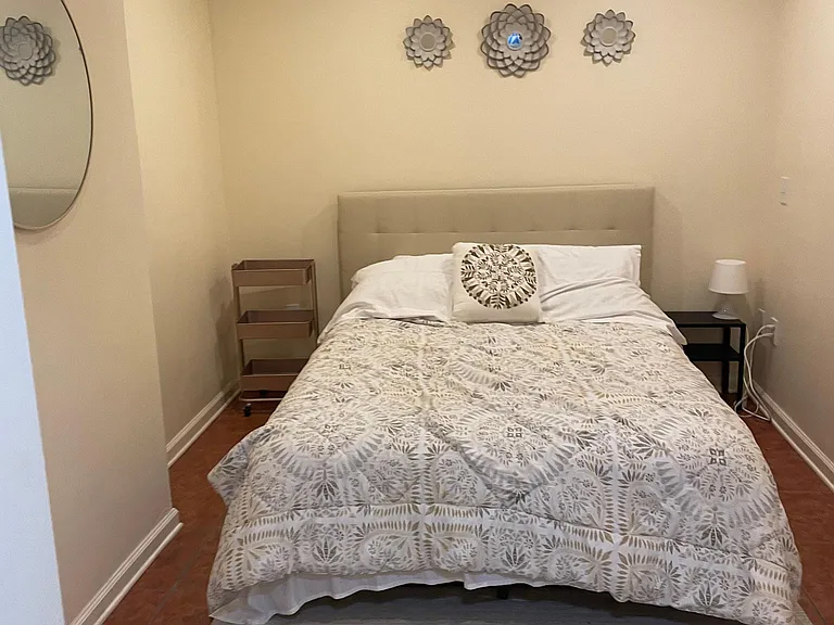 Pine Heights Dr NE — Photo 3