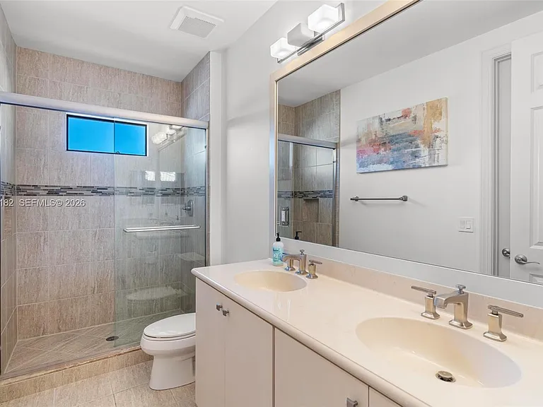 10185 Cameilla St — Photo 31