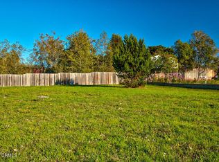 104 Dana St #B, Fort Bragg, CA 95437