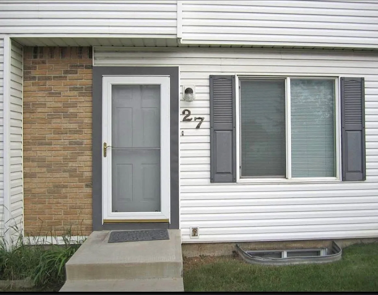 3 bed, 1350 sqft, $1,150 — Photo 1