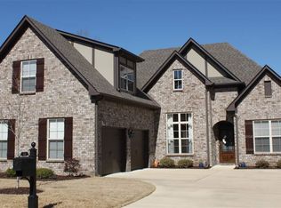 220 Dunrobin Cv, Pelham, AL 35124