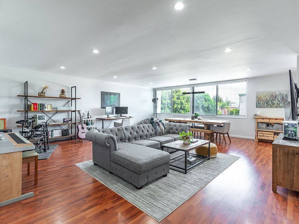 1st image of 5301 Balboa Blvd Unit H10
