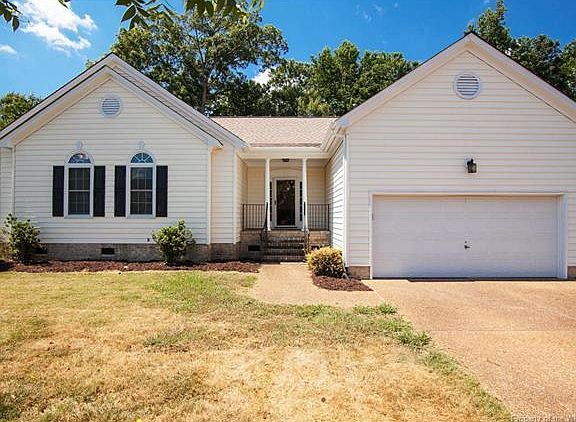 2nd image of 3905 Renick Ln