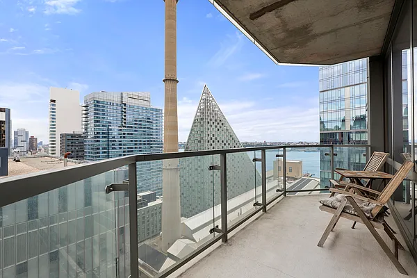 Sold by Damico Group Real Estate | media 5